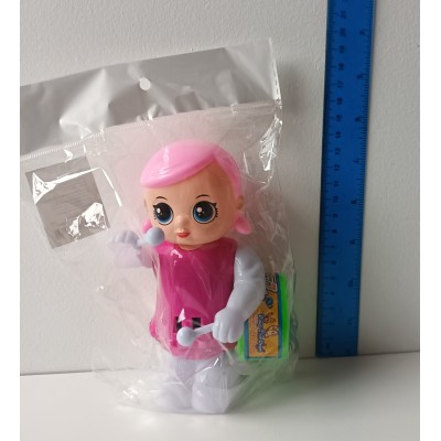 NIÑA CON TAMBOR A CUERDA